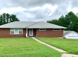 600 Hillside St, Forest City, PA 18421