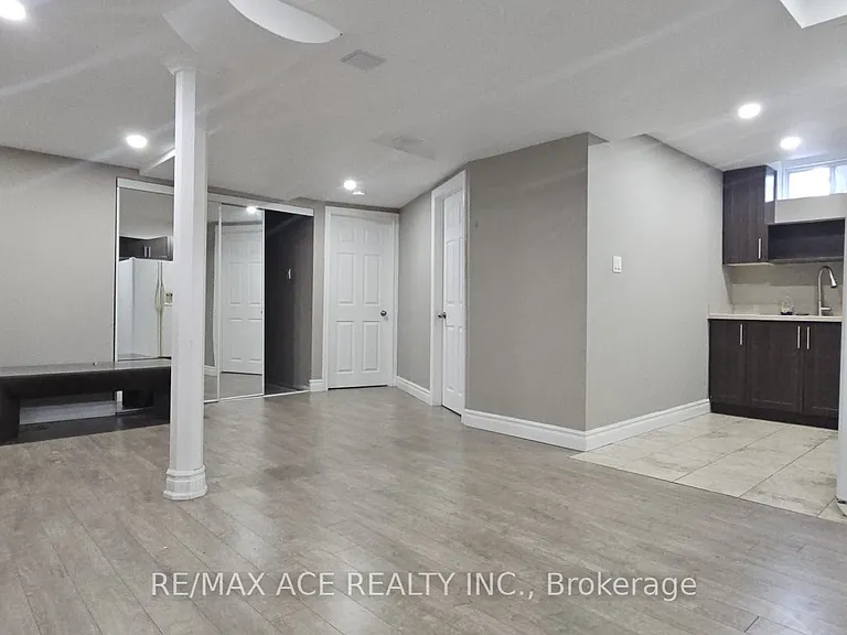 14 Kentview Cres #BASEMENT — Photo 3