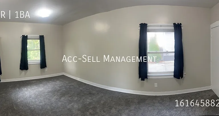 235 Page St NE #235 — Photo 6