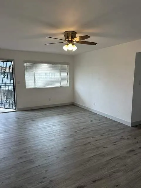 500 Almond Ave — Photo 2