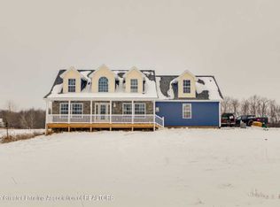 7060 Eagle Pass Dr, Eaton Rapids, MI 48827