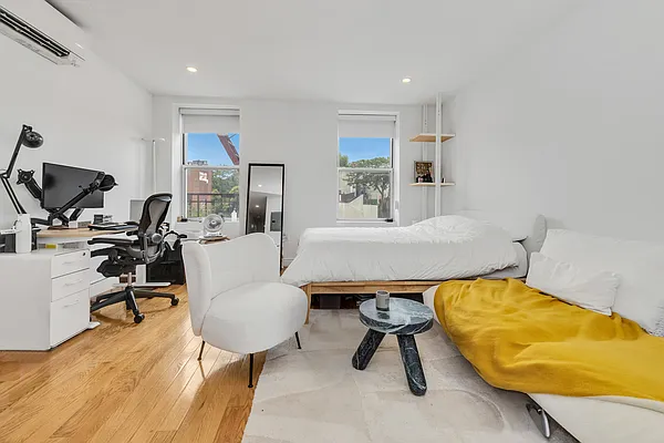 Rented by REAL New York | media 13