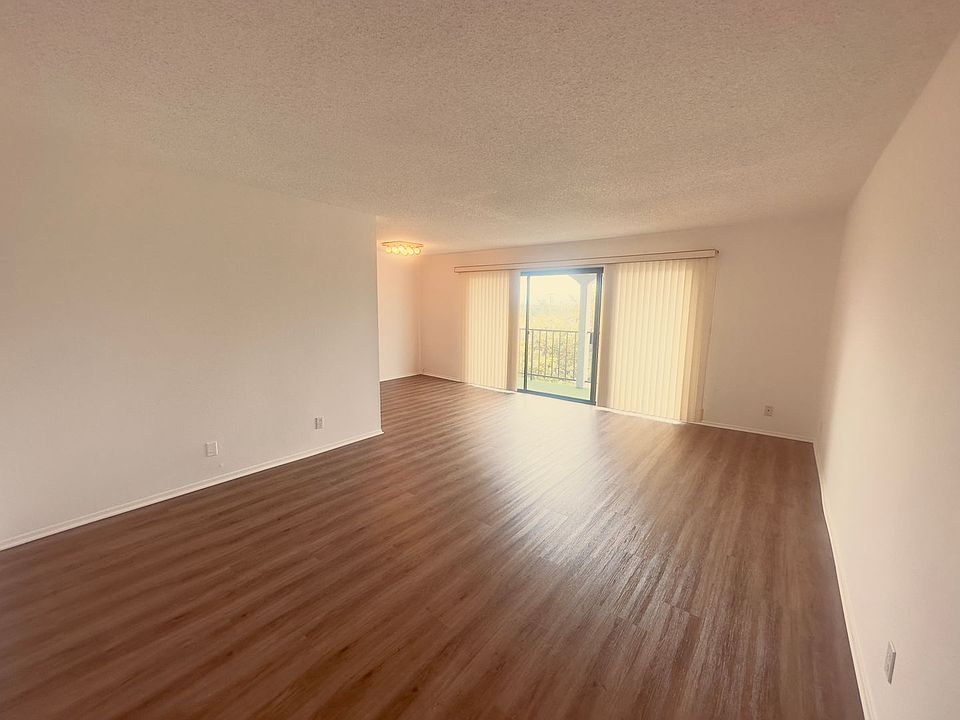 1st image of 4595 California Ave Unit 414