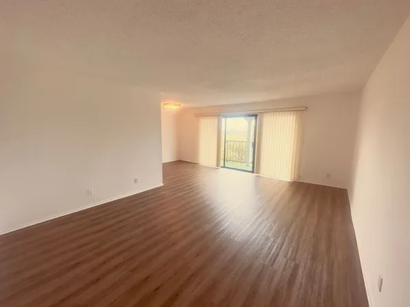 4595 California Ave Unit 414, Long Beach, CA 90807