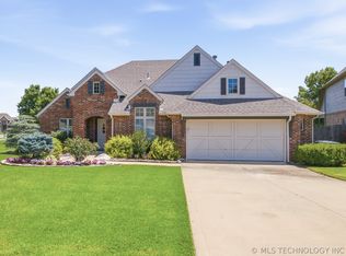 16438 E 49th St S, Tulsa, OK 74134