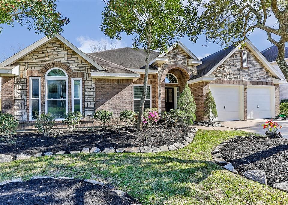 1st image of 3605 W Pine Orchard Dr