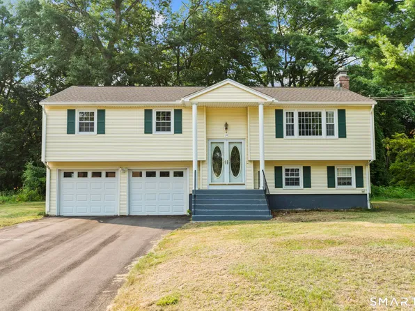 14 Briar Lane, Bloomfield, CT 06002