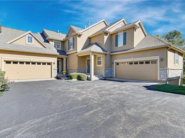 16169 Linden St, Overland Park, KS 66085