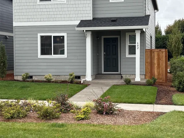 602 Merriott Ln, Woodburn, OR 97071