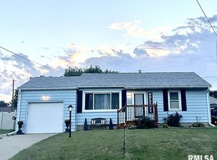 12 Alexander Ln, Bartonville, IL