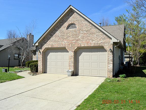 4th image of 11374 Cherry Blossom East Dr