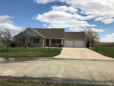 1107 Prairieview, Greenup, IL, 62428