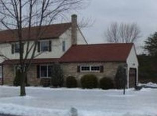 20 Houston Dr, Mechanicsburg, PA 17050