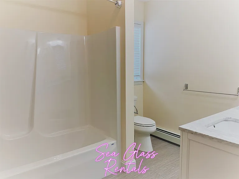 81 Floral St #2 — Photo 16