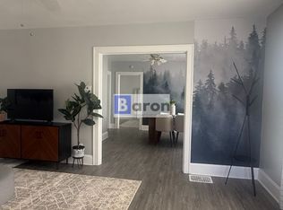 3833 Vine St #1, Cincinnati, OH 45217