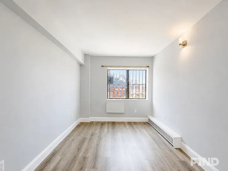 135 Division St #5 — Photo 2