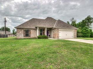 10175 English Oaks, Keithville, LA 71047