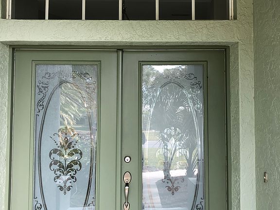 3rd image of 408 W Rossetti Dr