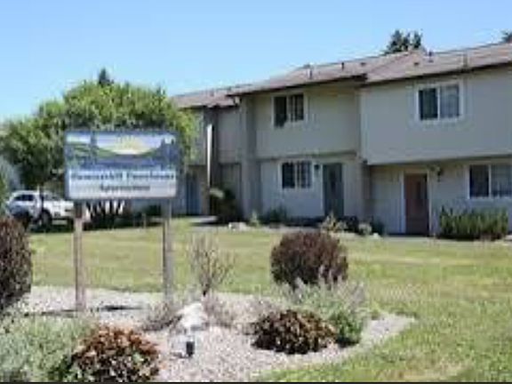 2nd image of 152 Summerhill Dr #5