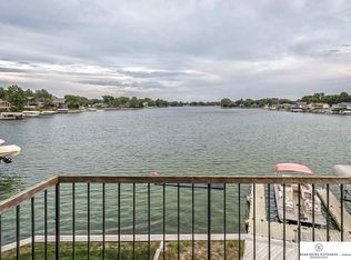 129 Ginger Cove Rd, Valley, NE 68064