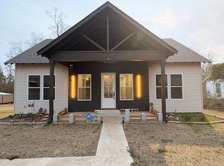 304 Combs St, Valley, AL 36854