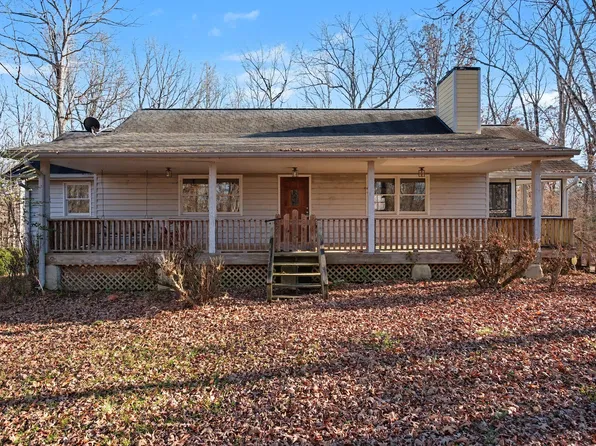 1095 Bald Eagle Dr, Kingston Spgs, TN 37082