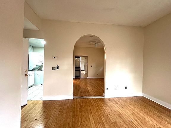 5th image of 500 Parkway Dr NE APT 2