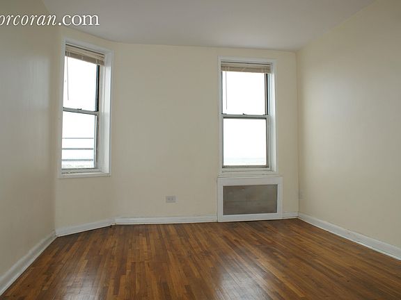 4th image of 131 Beach 119th St APT 6A