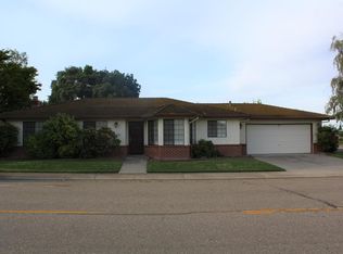 2710 Park West Dr, Lodi, CA 95242