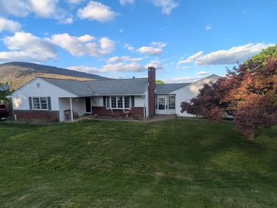 1 N Locke Ave, Yeagertown, PA, 17099