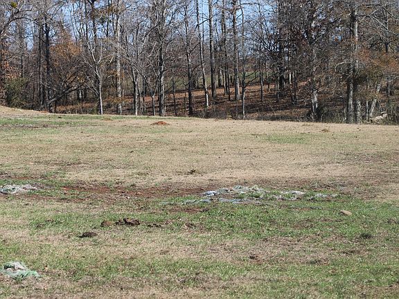3rd image of 590 Elkins Road