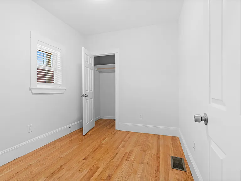 79 Sydney St #2 — Photo 22