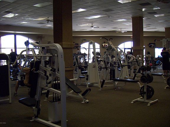 3rd image of 552 W Camino Sorpresa