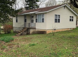 803 Hart St, Poplar Bluff, MO 63901