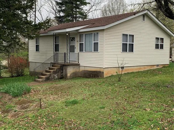 803 Hart St, Poplar Bluff, MO 63901