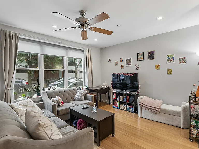 1124 N 3rd St #1 — Photo 5