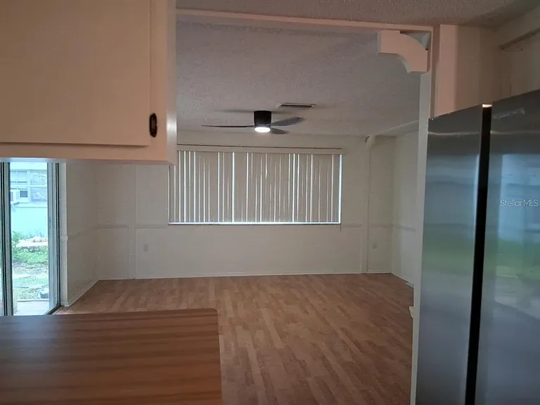 12406 Weatherstone Row — Photo 12