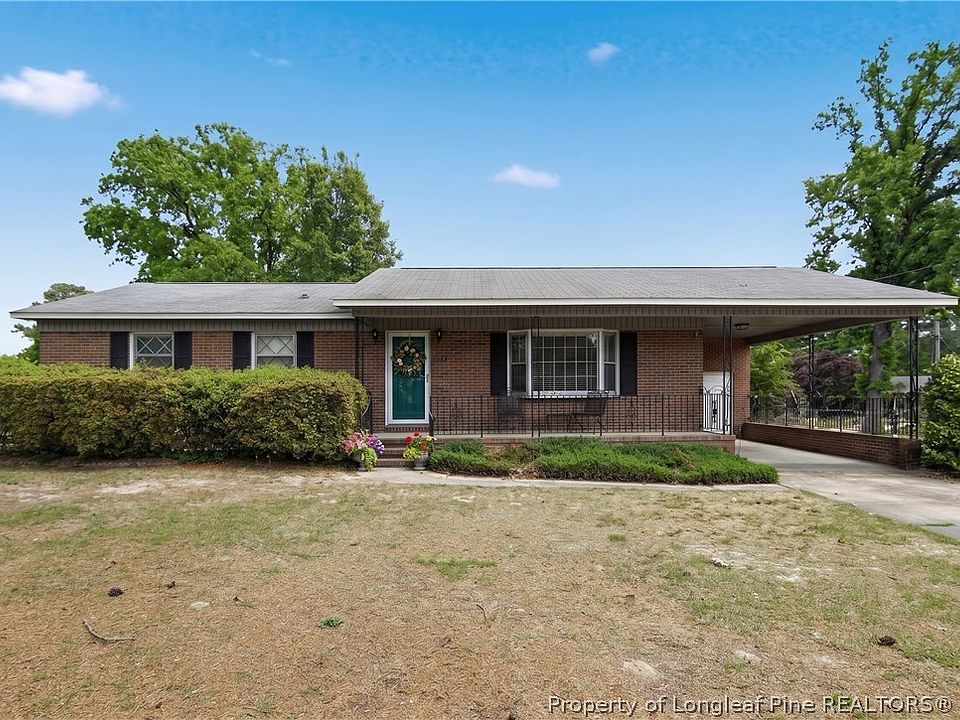 1st image of 1413 Camelot Dr