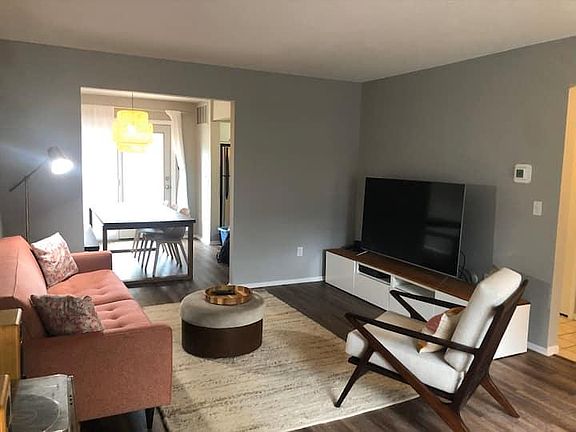 5th image of 603 Olde Towne Ave #603C