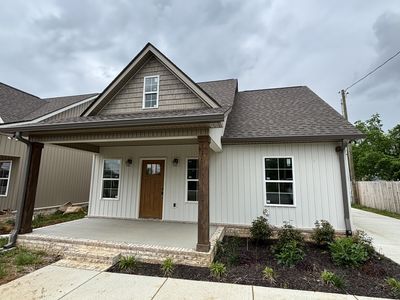 692 Castle Heights Ave, Lebanon, TN, 37087