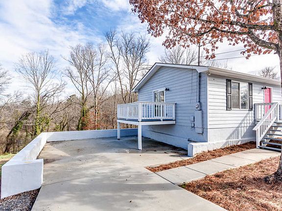 3rd image of 3004 Snapp Rd
