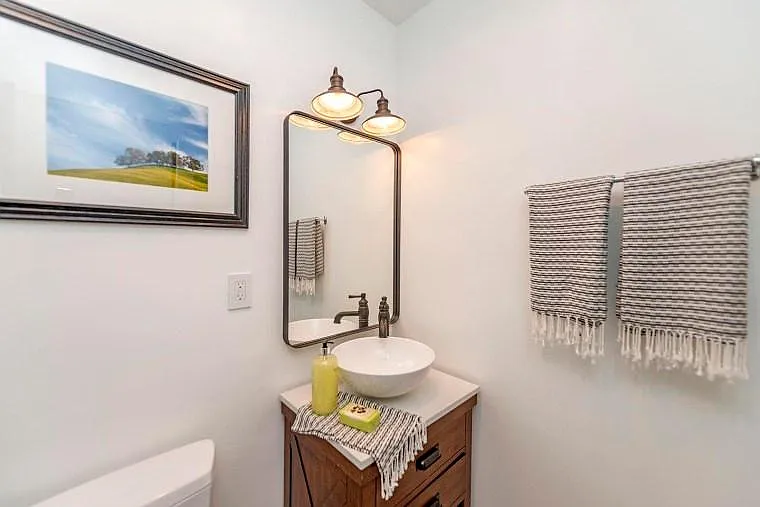 716 Cole Ave #7 — Photo 6