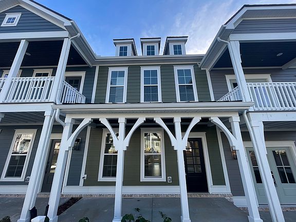 2nd image of 153 Bess Blvd