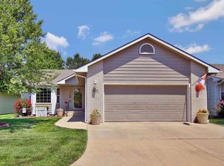 2271 N Covington Ct, Wichita, KS 67205