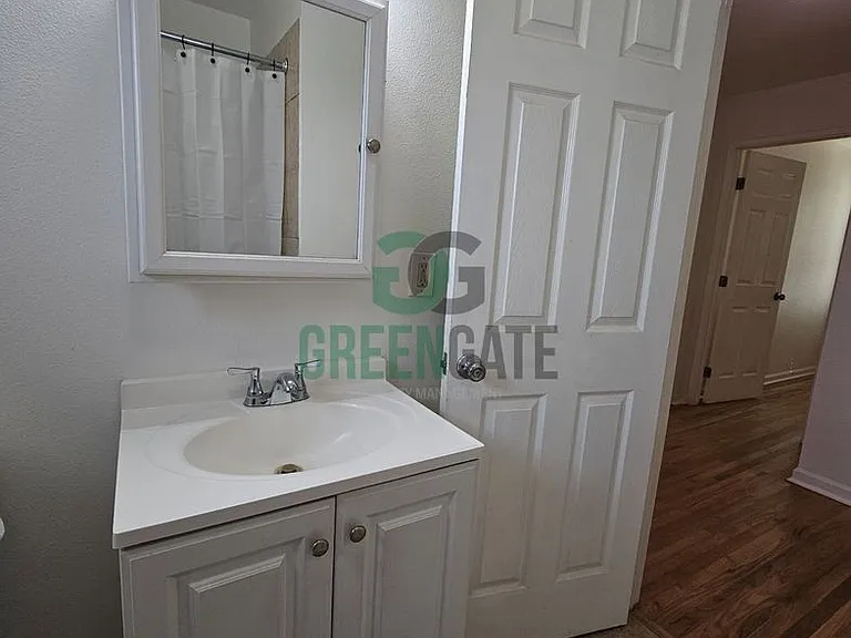 115 E Emerson Ave — Photo 18