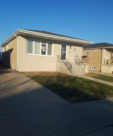 2nd image of 328 Muskegon Ave