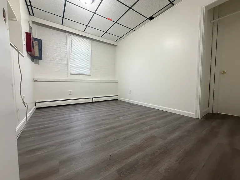 1109 Charles St #4 — Photo 2