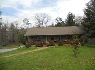 422 Winningham Cemetery Rd, Jamestown, TN 38556