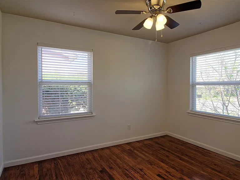 10849 Cotillion Dr — Photo 15