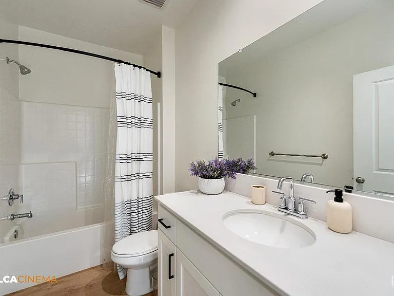8614 Avon St — Photo 16